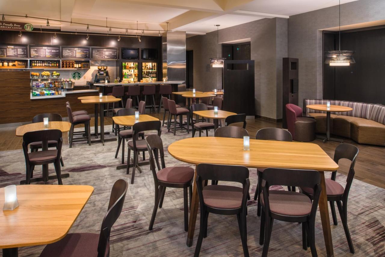 Courtyard By Marriott Seattle Federal Way Hotel Buitenkant foto