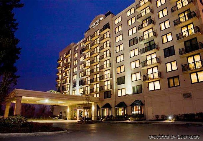 Courtyard By Marriott Seattle Federal Way Hotel Buitenkant foto
