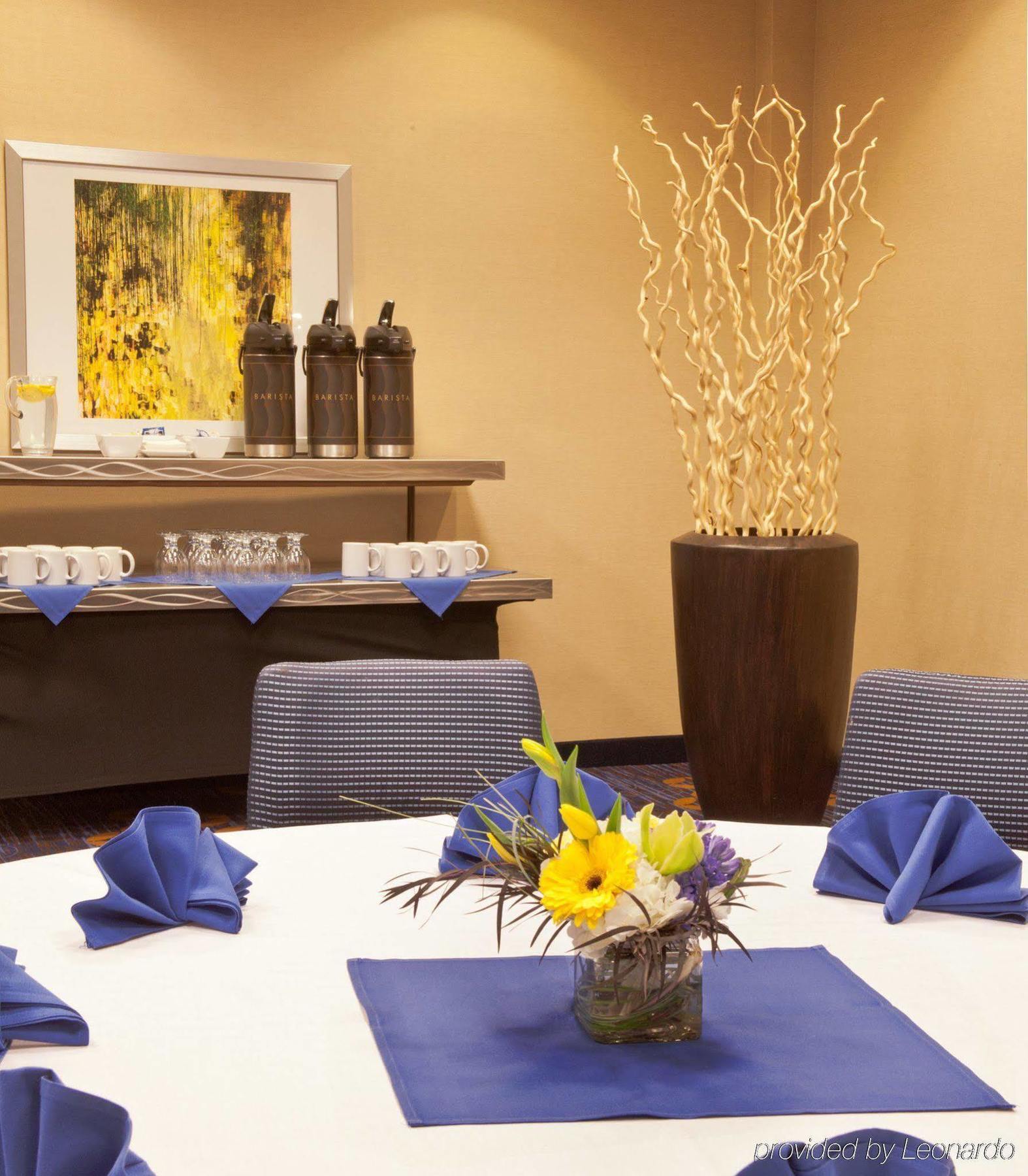 Courtyard By Marriott Seattle Federal Way Hotel Buitenkant foto