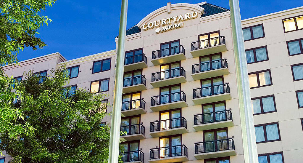 Courtyard By Marriott Seattle Federal Way Hotel Buitenkant foto